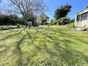 Point Clear Road- click for photo gallery